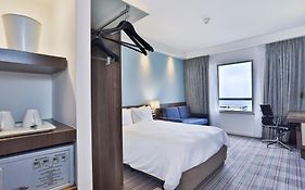 Holiday Inn Express Durban - Umhlanga By Ihg